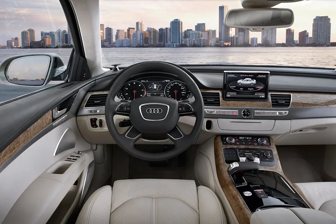 audi-a8-cockpit
