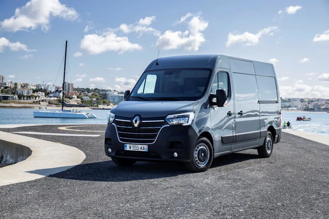 Renault-Master-Front