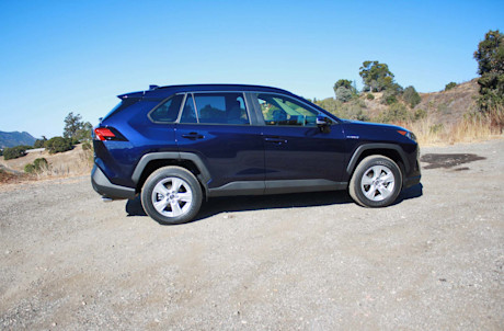 Premier essai : Toyota RAV4 2019 Body Image