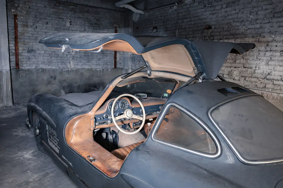 Mercedes-Benz 300SL Gullwing 11