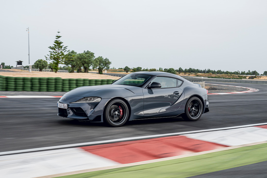 2022_GR+SUPRA+MT_MtE_DYNAMIC_002