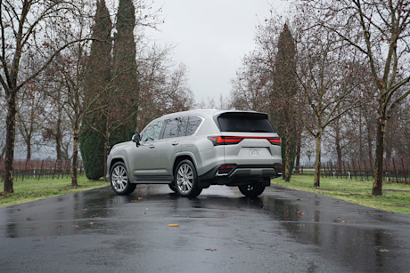 Editorial 2025 lexus lx 700h fd di 250203 3