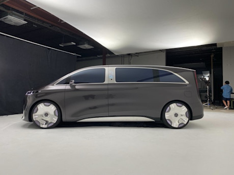 5 Cool Things You Need to Know About the Mercedes Vision V Concept Image