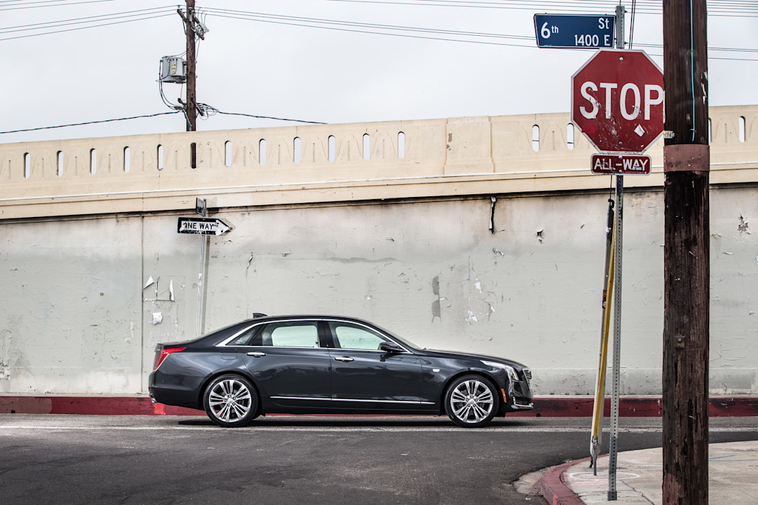 Cadillac CT6 Side