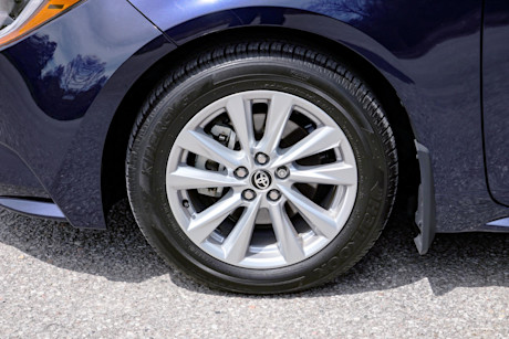Editorial 2023 toyota corolla le upgrade td 230623 09 jm