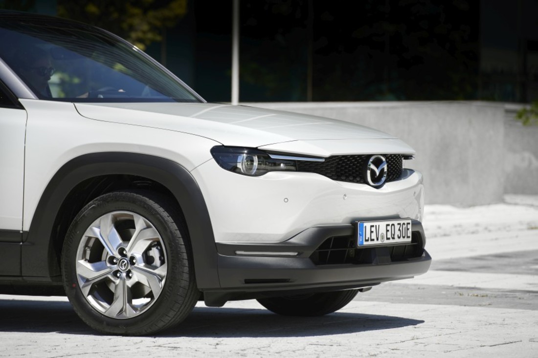 mazda-mx-30 (36).jpg