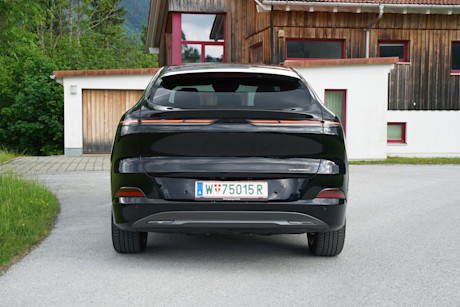 Xpeng-g6-performance-2026-heck