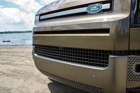 Land Rover Defender 90 P400 X-Dynamic 2021 : essai routier Image