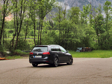 Editorial 2016 volkswagen golf gtd variant jy 06