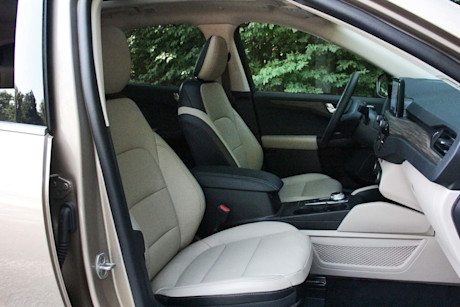 Editorial 2020 ford escape titanium hybrid 11 dw