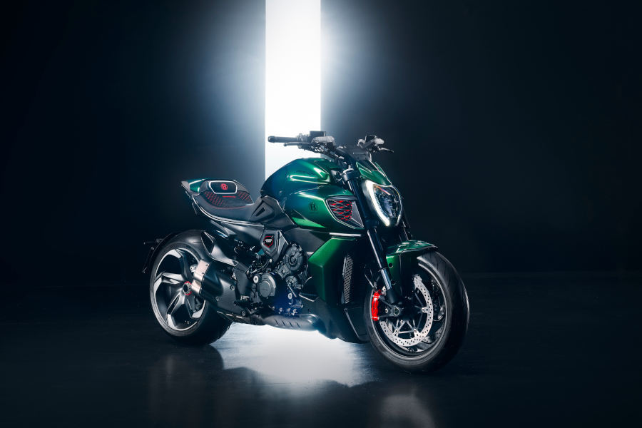 Ducati Diavel for Bentley - 3.jpg