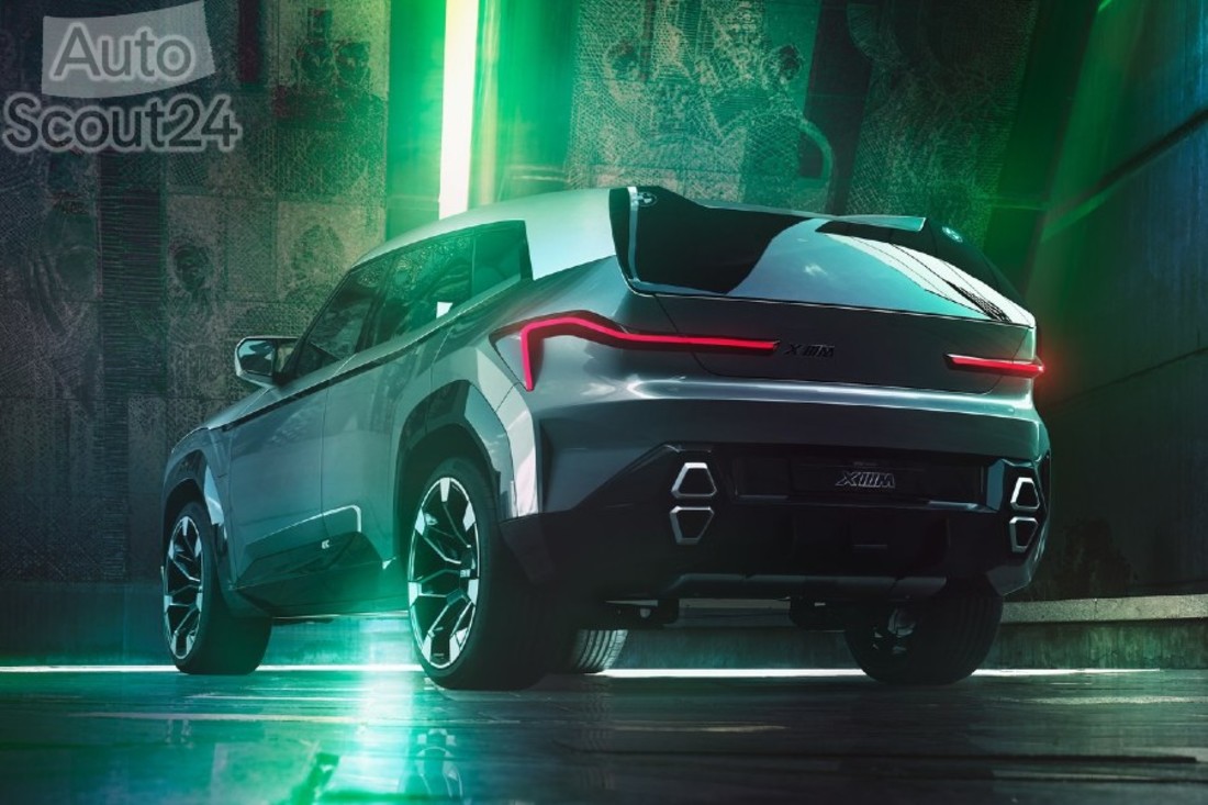 BMW-XM_Concept-2021-1280-07 (1).jpg