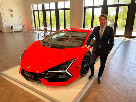 Editorial 2024 lamborghini revuelto 09 pg
