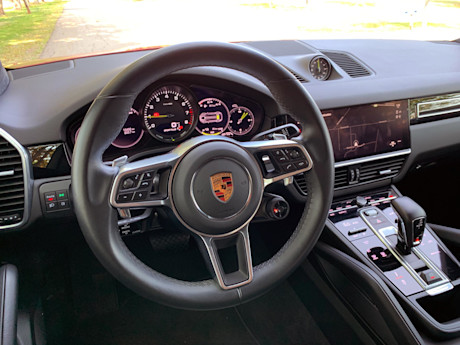 Editorial 2022 porsche cayenne e hybrid coupe 15 mg
