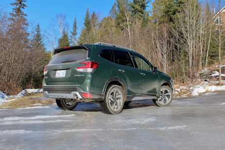 Editorial 2022 subaru forester premier 05 pb