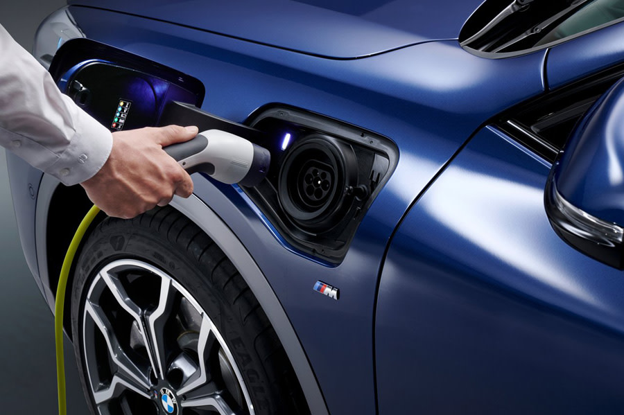 BMW-X2_xDrive25e-2020-1280-2b.jpg