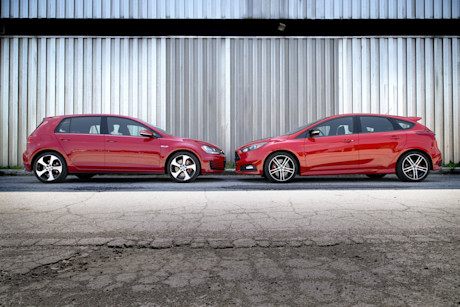 Editorial 2015 ford focus st vs volkswagen golf gti jw 03