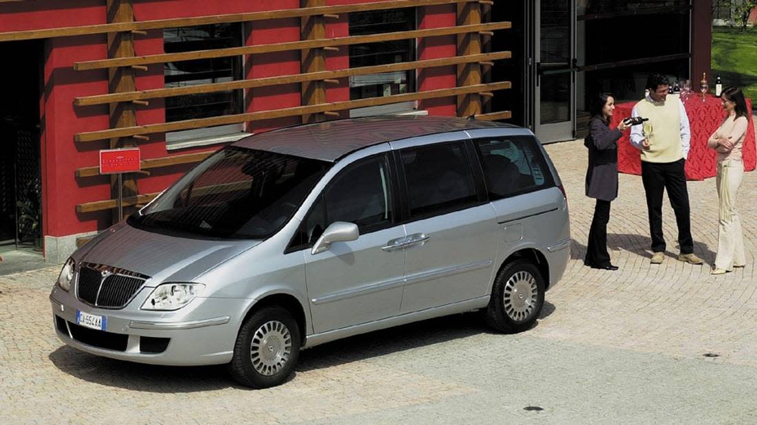 612Ybsqcg0xkMnXO43dndR-823095266691a24b0e9af3aaa973a05a-lancia-phedra-front-1100