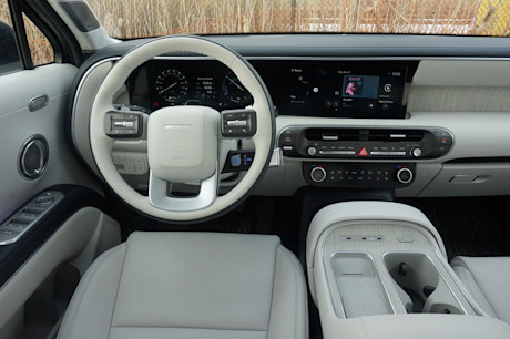 2026 Hyundai Palisade Hybrid Review Image