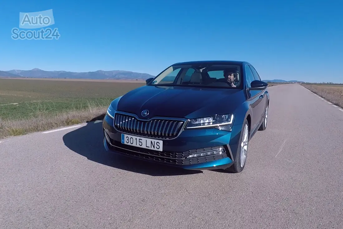 Skoda Superb 1.4 PHEV 218 CV 
