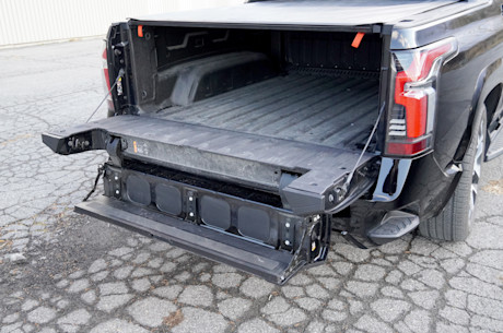 Chevrolet Silverado EV RST 2024 : essai routier Image
