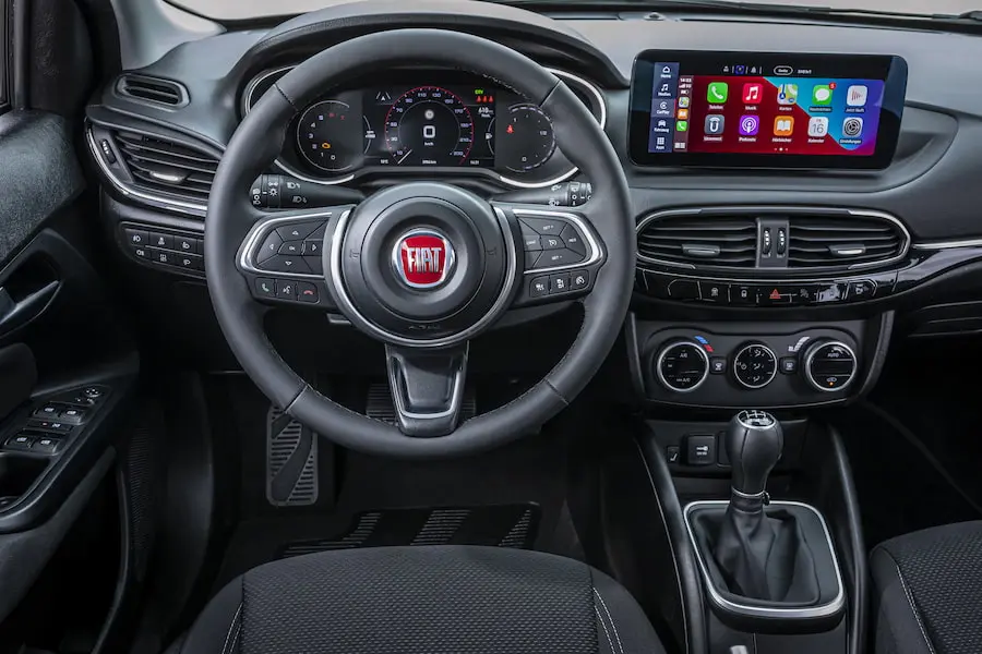 fiat-tipo-interior.jpg