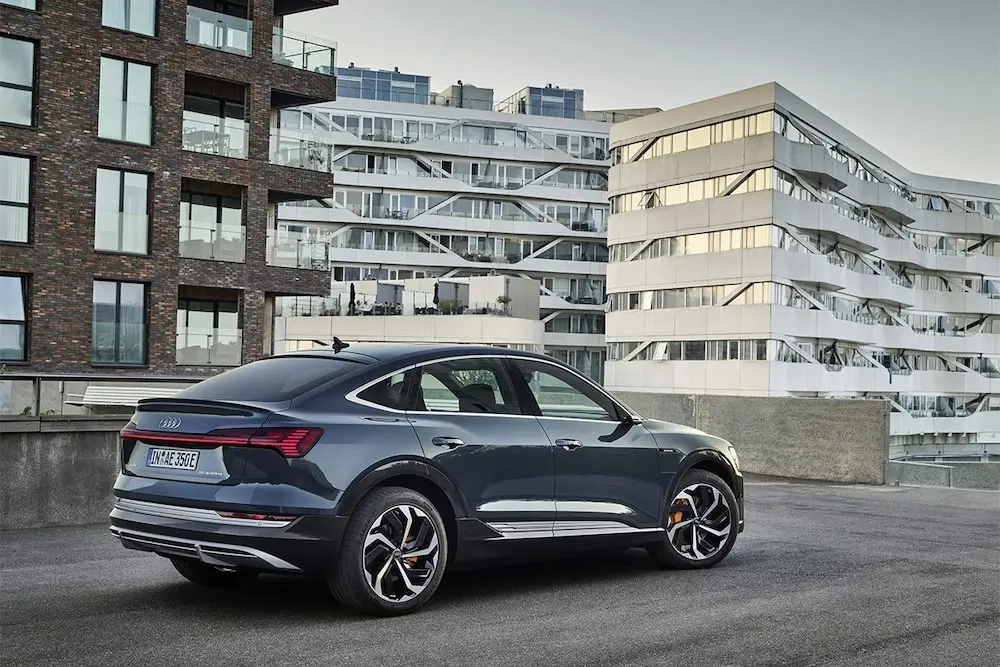 AS24 Test Audi E-Tron achter