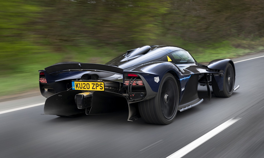 aston-martin-valkyrie-heckansicht