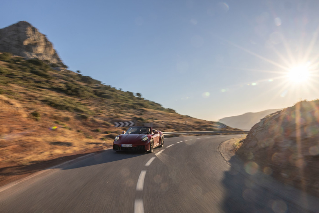 Porsche 911 Carrera 4S Cabriolet, bellezza open air