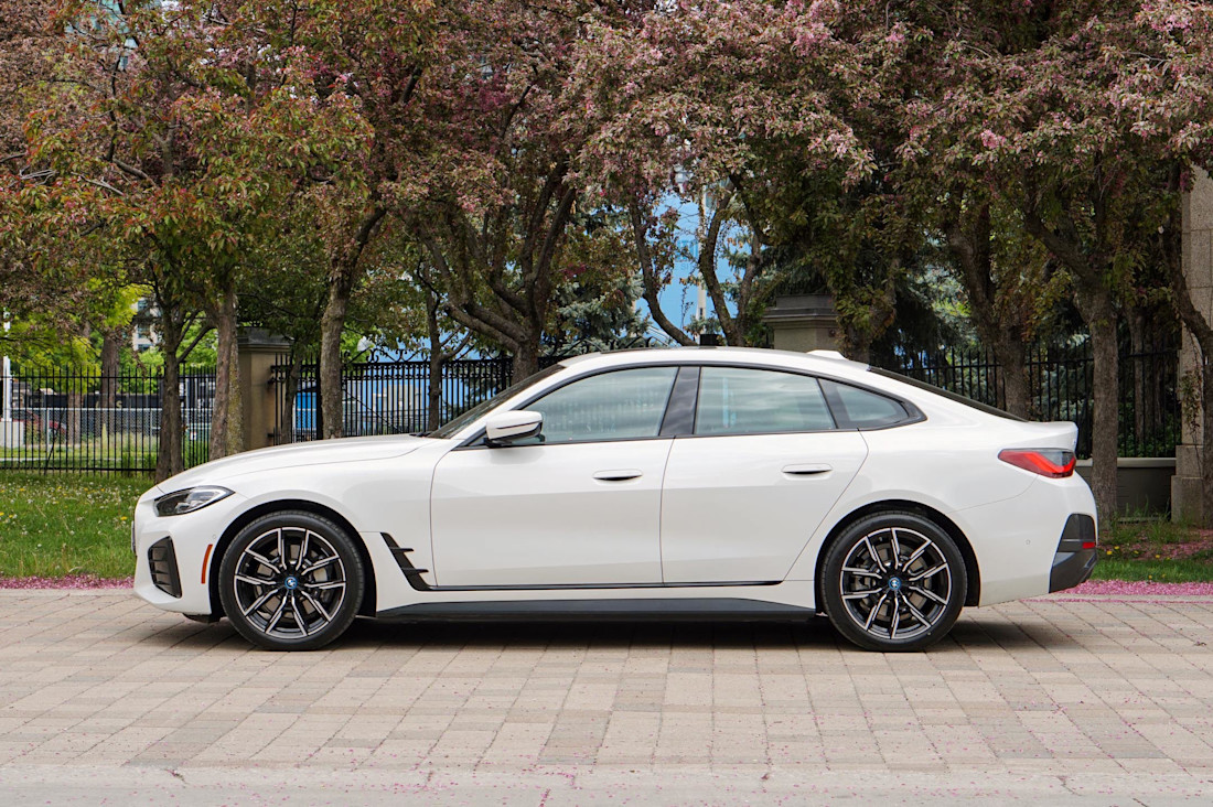 Editorial 2022 bmw i4 edrive40 06 jl