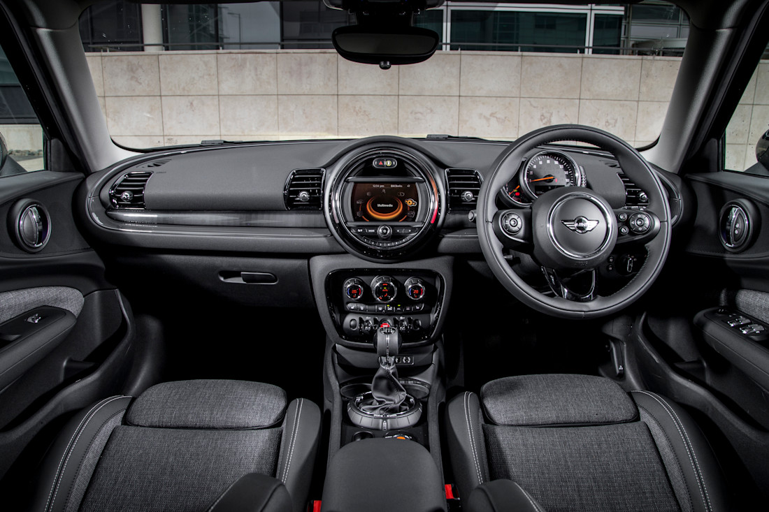 mini-one-d-clubman-interior