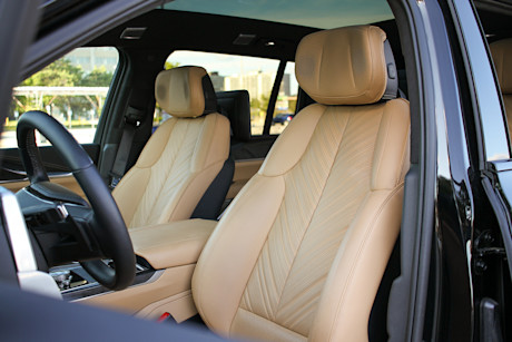 2025 Cadillac Escalade IQ Review Image