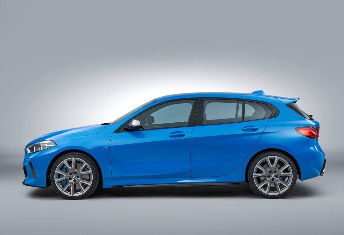 3QpLv4TRCfIZpDfJrTWSfI-e95f704b898909b71e89e132333fcfcf-bmw-135-side-1100