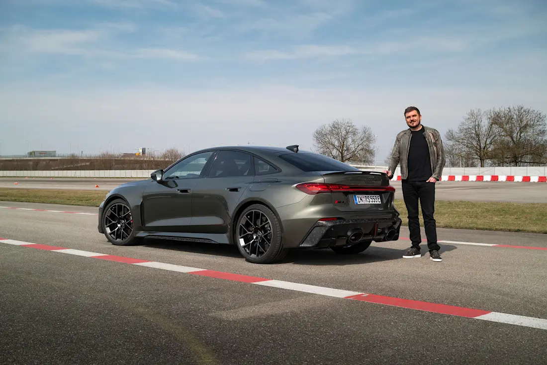 audi-rs-5-sportback-tv-seite