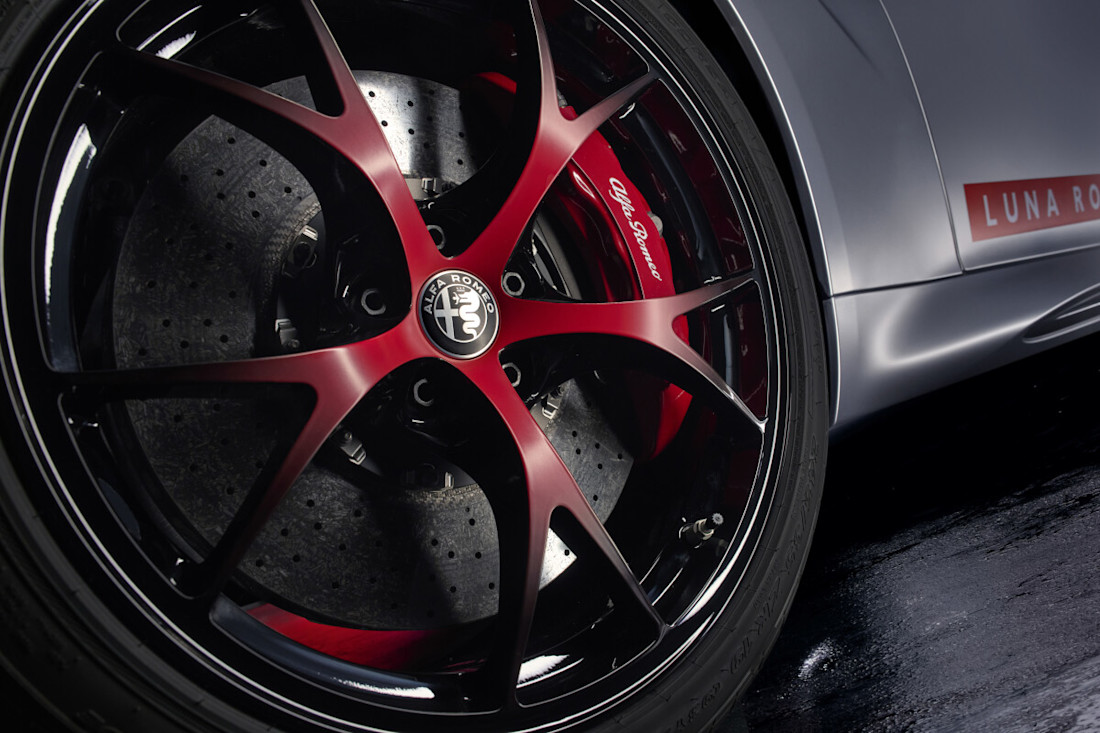 GiuliaQuadrifoglioLunaRossa (10).jpg