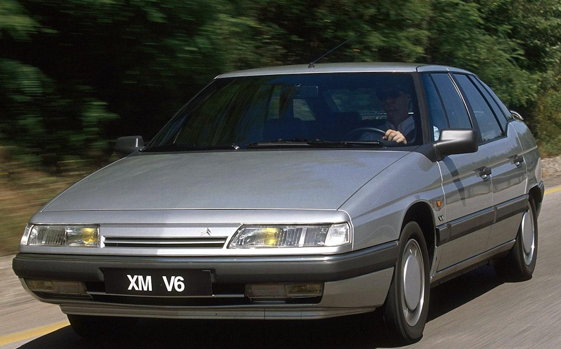 xm_v6_1989_face_avant.jpg