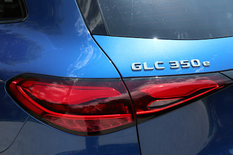 2025 Mercedes-Benz GLC 350e Review Image