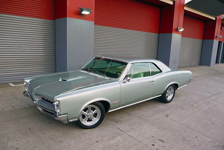 Editorial 08a wikimedia pontiac gto