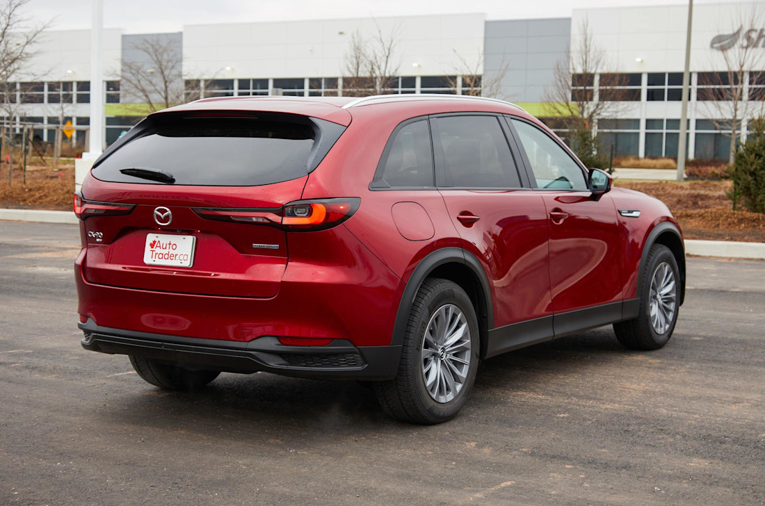 Editorial 2024 mazda cx 90 phev gs l td 240229 08 jk