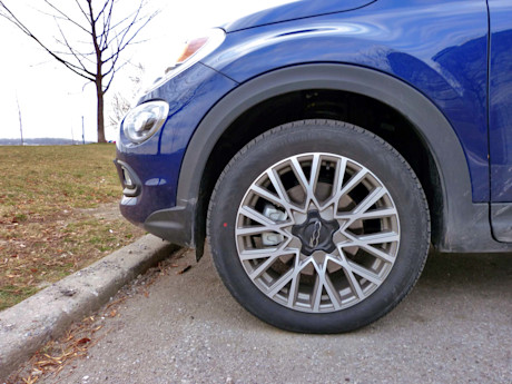 Editorial 2017 fiat 500x lounge awd 07 jb