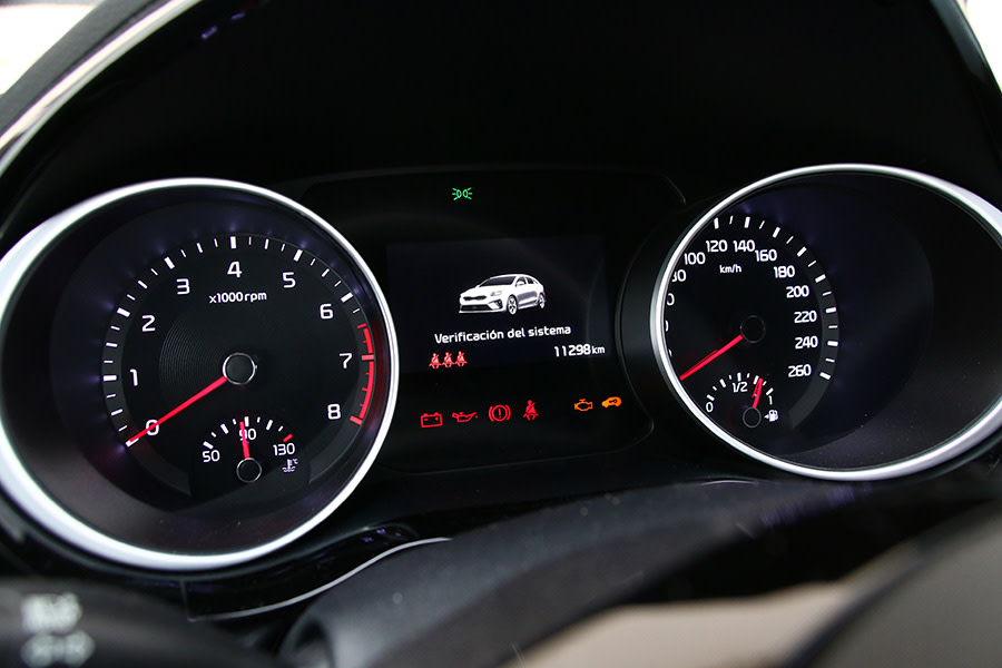 kia-proceed-gt (13).JPG