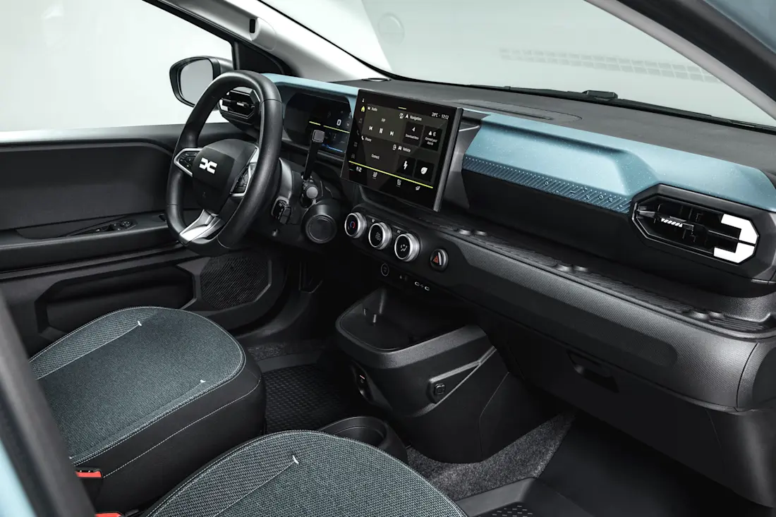 2027 Dacia Spring Interior Wallpaper 6