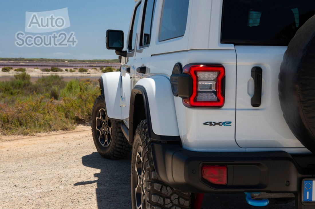 jeep-wrangler-4xe (11).jpg