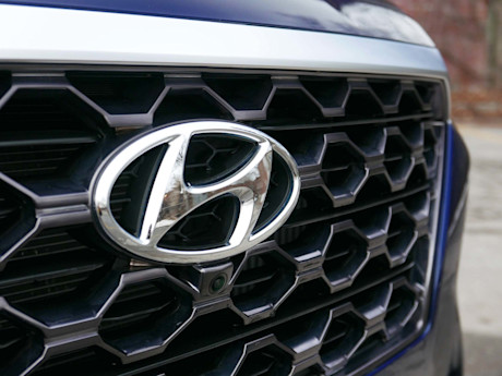 Editorial 2019 hyundai santa fe 20t ultimate turbo awd 07 bh