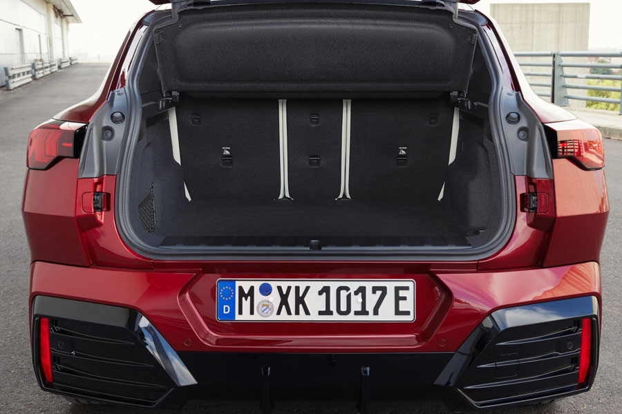 BMW-iX2-2024-1600-37.jpg