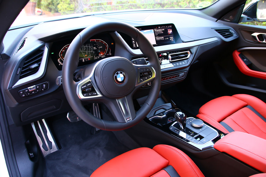 BMW 218i gran coupe (40).JPG