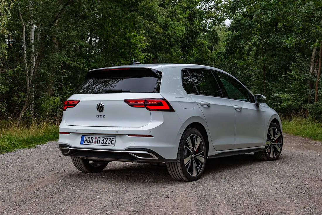 Golf-8-GTE-Rear-Side