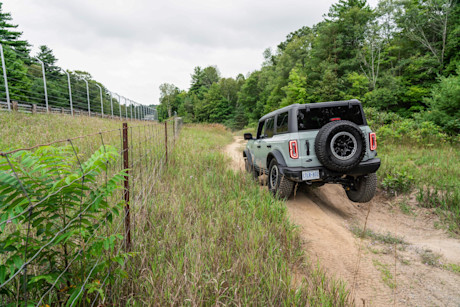 Editorial 2021 ford bronco badlands 08 ford