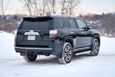 Editorial 2015 toyota 4runner limited 5 passenger ts 04