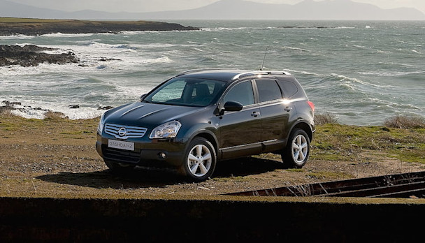 Nissan Qashqai J10